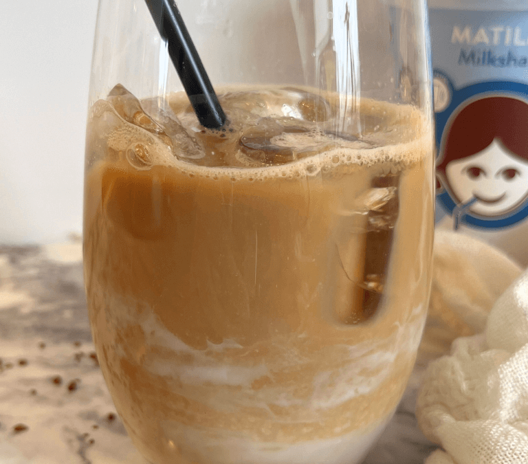 Iskaffe m. milkshake