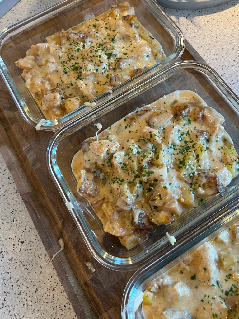 Hvidløg/parmesan kartoffel & kylling i fad (meal prep)